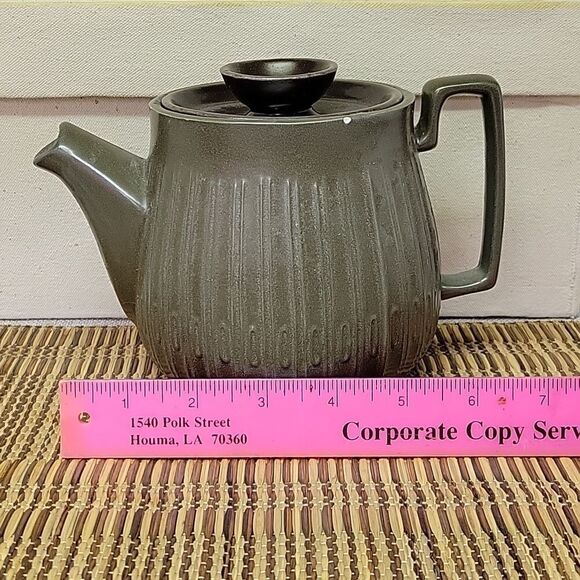 Redwing Teapot,wood holder,  4 cups, 4 coasters, tea tin, woven sushi mat. - Picture 3 of 16